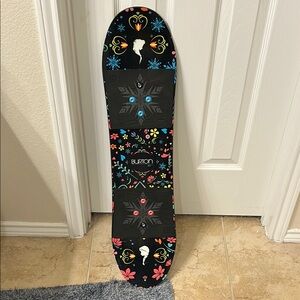 Burton kids 80cm Snowboard Elsa Frozen